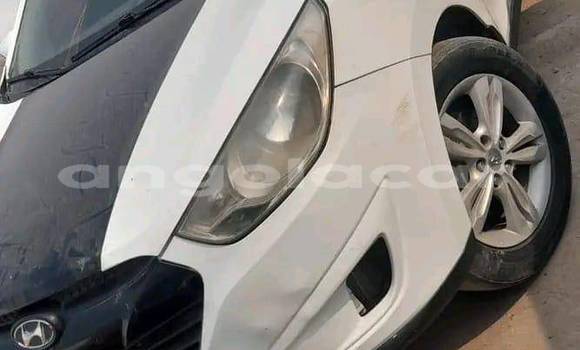 Acheter Occasion Voiture Hyundai Tucson Blanc à Caala, Huambo Acheter Occasion Voiture Hyundai Tucson Blanc à Caala, Huambo