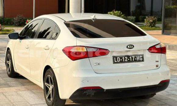 Buy Used Kia K3 White Car in Cabinda in Cabinda Buy Used Kia K3 White Car in Cabinda in Cabinda