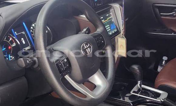 Buy Used Toyota Fortuner Black Car in Camabatela in Uige Buy Used Toyota Fortuner Black Car in Camabatela in Uige
