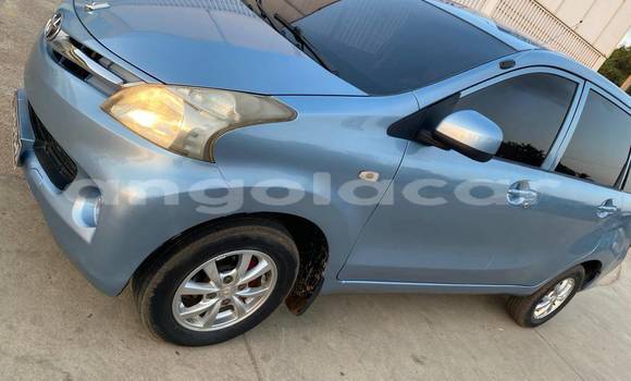 Buy Used Toyota Avanza Blue Car in Caconda in Huila Buy Used Toyota Avanza Blue Car in Caconda in Huila