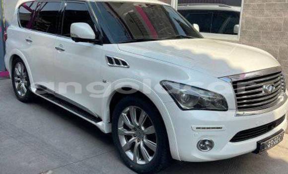 Buy Used Infinity Q45 White Car in Camabatela in Uige Buy Used Infinity Q45 White Car in Camabatela in Uige