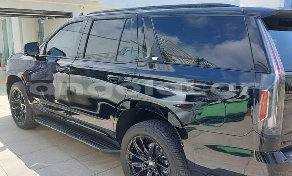 Buy Used Cadillac Escalade Black Car in Caala in Huambo Buy Used Cadillac Escalade Black Car in Caala in Huambo
