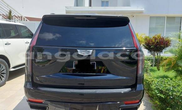 Buy Used Cadillac Escalade Black Car in Caala in Huambo Buy Used Cadillac Escalade Black Car in Caala in Huambo