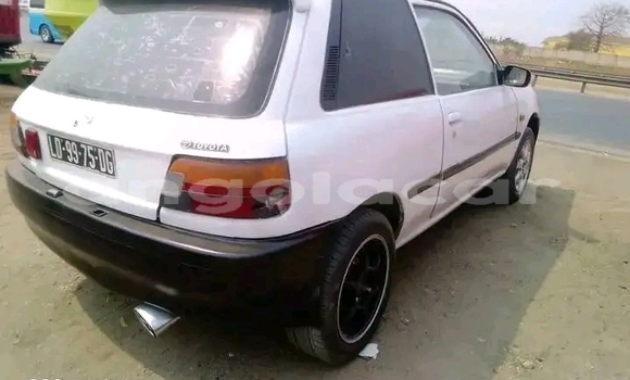 Acheter Occasion Voiture Toyota Blizzard Blanc à Camacupa, Bie Acheter Occasion Voiture Toyota Blizzard Blanc à Camacupa, Bie