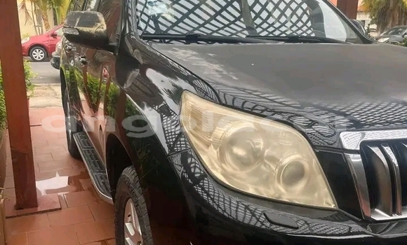 Buy Used Toyota Prado Silver Car in Huambo in Huambo Buy Used Toyota Prado Silver Car in Huambo in Huambo