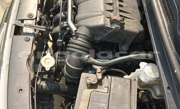 Acheter Occasion Voiture Hyundai i10 Blanc à Camacupa, Bie