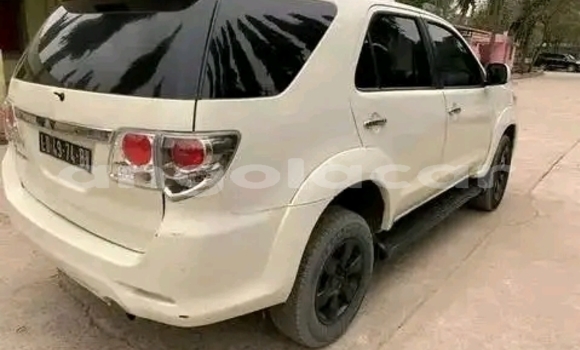 Acheter Occasion Voiture Toyota Fortuner Blanc à Camacupa, Bie Acheter Occasion Voiture Toyota Fortuner Blanc à Camacupa, Bie