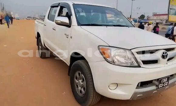 Acheter Occasion Voiture Toyota Hilux Blanc à Cuito, Province de Bié Acheter Occasion Voiture Toyota Hilux Blanc à Cuito, Province de Bié