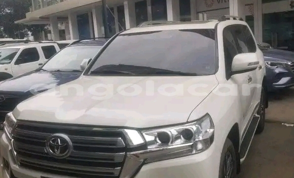 Acheter Occasion Voiture Toyota Land Cruiser Blanc à Cuito, Province de Bié Acheter Occasion Voiture Toyota Land Cruiser Blanc à Cuito, Province de Bié