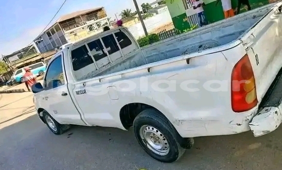 Acheter Occasion Voiture Toyota Hilux Blanc à Camacupa, Bie Acheter Occasion Voiture Toyota Hilux Blanc à Camacupa, Bie