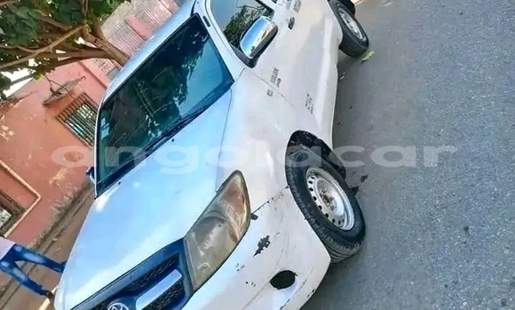 Acheter Occasion Voiture Toyota Hilux Blanc à Camacupa, Bie Acheter Occasion Voiture Toyota Hilux Blanc à Camacupa, Bie