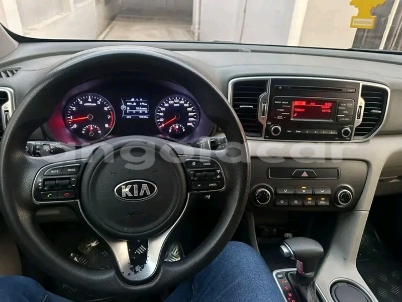 Big with watermark kia sportage luanda province luanda 37119