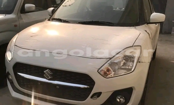Comprar Usado Suzuki Swift Branco Carro em Luanda em Luanda Province