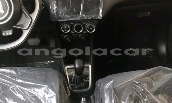 Acheter Occasion Voiture Suzuki Swift Blanc à Luanda, Province de Luanda Acheter Occasion Voiture Suzuki Swift Blanc à Luanda, Province de Luanda
