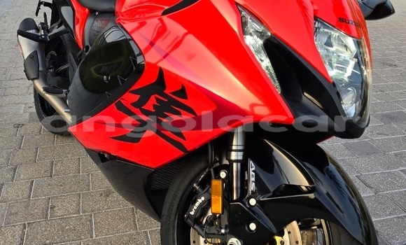 Buy Used Suzuki HAYABUSA Red Bike in Luanda in Luanda Province Buy Used Suzuki HAYABUSA Red Bike in Luanda in Luanda Province