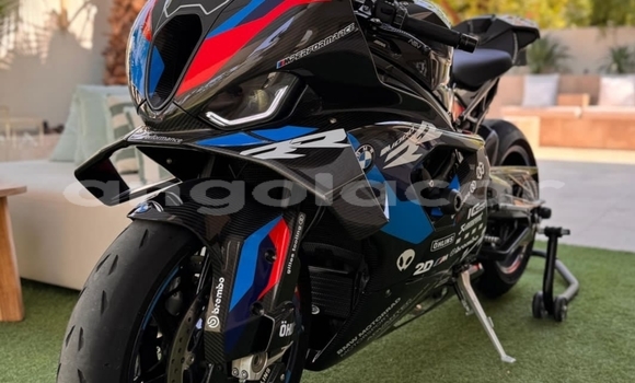 Comprar Usado BMW S 1000 Bege Moto em Luanda em Luanda Province