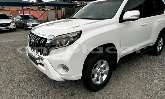 Acheter Occasion Voiture Toyota Land Cruiser Prado Blanc à Luanda, Province de Luanda