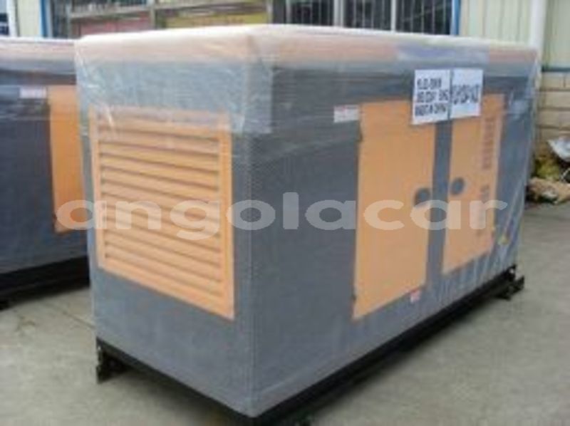 Big with watermark 819566158 4 261x203 vende se este gerador perkins de 60kva nova abom preo ou