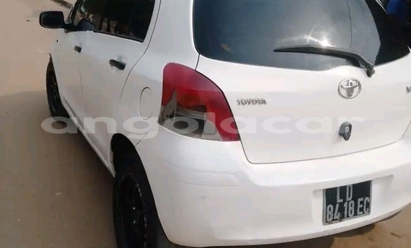 Acheter Occasion Voiture Toyota Yaris Blanc à Camacupa, Bie Acheter Occasion Voiture Toyota Yaris Blanc à Camacupa, Bie