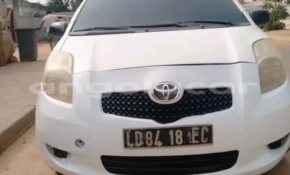 Acheter Occasion Voiture Toyota Yaris Blanc à Camacupa, Bie Acheter Occasion Voiture Toyota Yaris Blanc à Camacupa, Bie