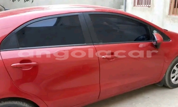 Comprar Usado Kia rio Verde Carro em Longonjo em Huambo Comprar Usado Kia rio Verde Carro em Longonjo em Huambo