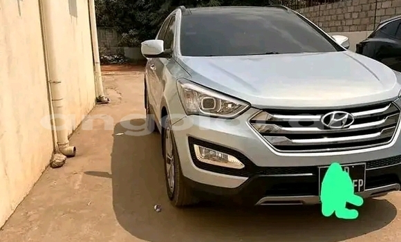 Buy Used Hyundai Santa Fe Other Car in Leua in Moxico Buy Used Hyundai Santa Fe Other Car in Leua in Moxico