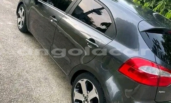 Comprar Usado Kia rio Preto Carro em Camacupa em Bie Comprar Usado Kia rio Preto Carro em Camacupa em Bie