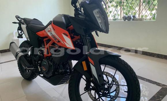 Comprar Usado KTM Duke Preto Moto em Luanda em Luanda Province