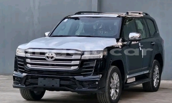 Comprar Usado Toyota Land Cruiser Preto Carro em Luanda em Luanda Province