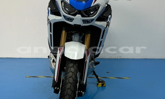 Buy Used Honda CRF White Bike in Luanda in Luanda Province