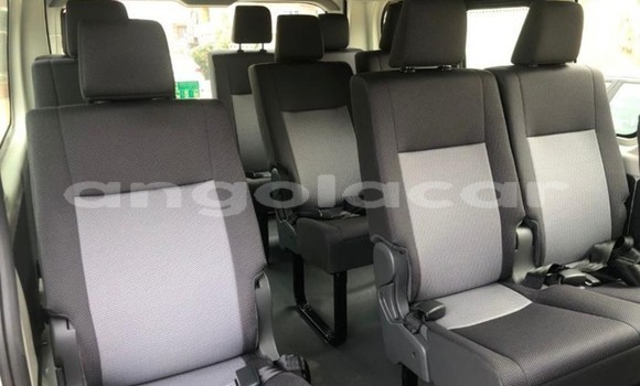 Comprar Usado Toyota Hiace Branco Carro em Luanda em Luanda Province Comprar Usado Toyota Hiace Branco Carro em Luanda em Luanda Province