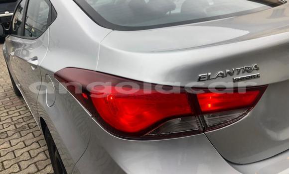 Acheter Occasion Voiture Hyundai Elantra Gris à Luanda, Province de Luanda Acheter Occasion Voiture Hyundai Elantra Gris à Luanda, Province de Luanda