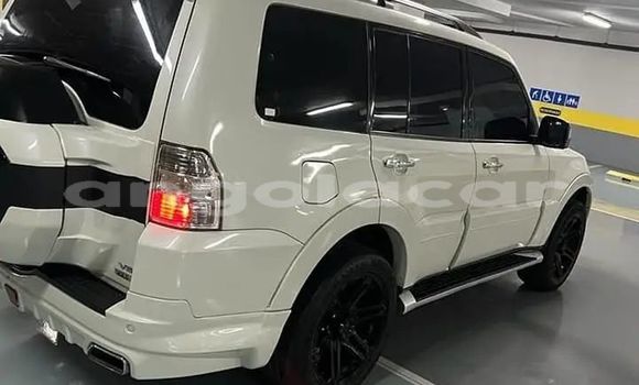 Comprar Usado Mitsubishi Pajero Branco Carro em Luanda em Luanda Province Comprar Usado Mitsubishi Pajero Branco Carro em Luanda em Luanda Province
