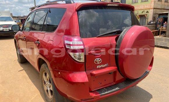 Acheter Occasion Voiture Toyota RAV4 Rouge à Luanda, Province de Luanda Acheter Occasion Voiture Toyota RAV4 Rouge à Luanda, Province de Luanda