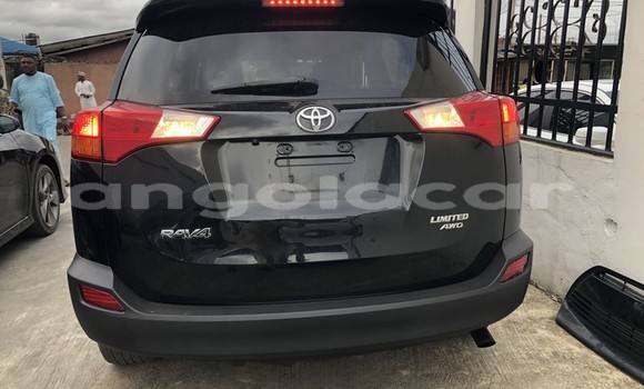 Comprar Usado Toyota RAV4 Preto Carro em Luanda em Luanda Province Comprar Usado Toyota RAV4 Preto Carro em Luanda em Luanda Province