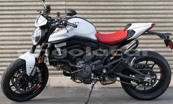 Comprar Usado Ducati Monster Branco Moto em Benguela em Benguela Comprar Usado Ducati Monster Branco Moto em Benguela em Benguela
