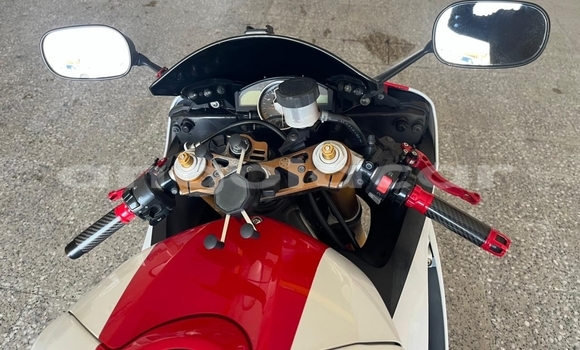 Comprar Usado Yamaha YZF Branco Moto em Luanda em Luanda Province Comprar Usado Yamaha YZF Branco Moto em Luanda em Luanda Province