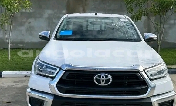 Acheter Occasion Voiture Toyota Hilux Blanc à Luanda, Province de Luanda Acheter Occasion Voiture Toyota Hilux Blanc à Luanda, Province de Luanda