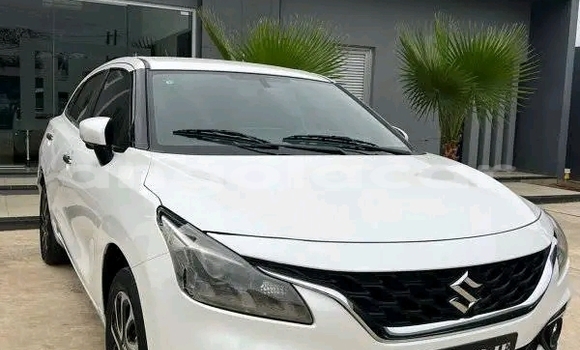 Comprar Usado Suzuki Baleno Branco Carro em Camacupa em Bie Comprar Usado Suzuki Baleno Branco Carro em Camacupa em Bie