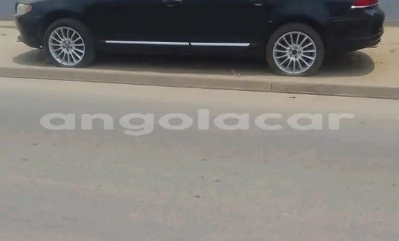 Comprar Usado Volkswagen Touran Marrom Carro em Camacupa em Bie Comprar Usado Volkswagen Touran Marrom Carro em Camacupa em Bie