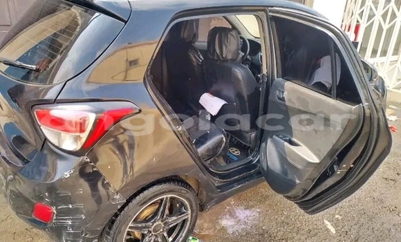 Comprar Usado Hyundai i10 Prata Carro em Kuito em Província do Bié