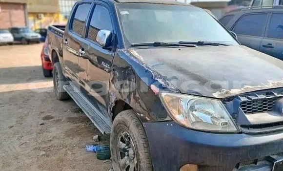 Comprar Usado Toyota Hilux Outro Carro em Camacupa em Bie Comprar Usado Toyota Hilux Outro Carro em Camacupa em Bie
