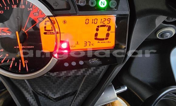 Comprar Usado Suzuki GSX–R Prata Moto em Benguela em Benguela Comprar Usado Suzuki GSX–R Prata Moto em Benguela em Benguela