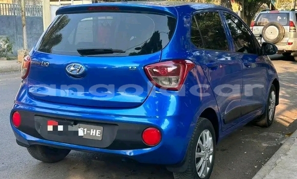 Buy Used Hyundai i10 Beige Car in Longonjo in Huambo Buy Used Hyundai i10 Beige Car in Longonjo in Huambo