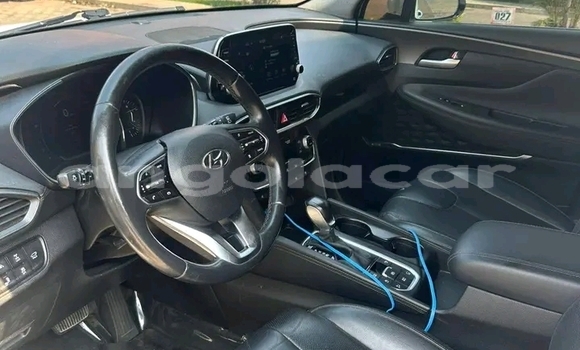 Buy Used Hyundai Santa Fe White Car in Lubango in Huila Province Buy Used Hyundai Santa Fe White Car in Lubango in Huila Province