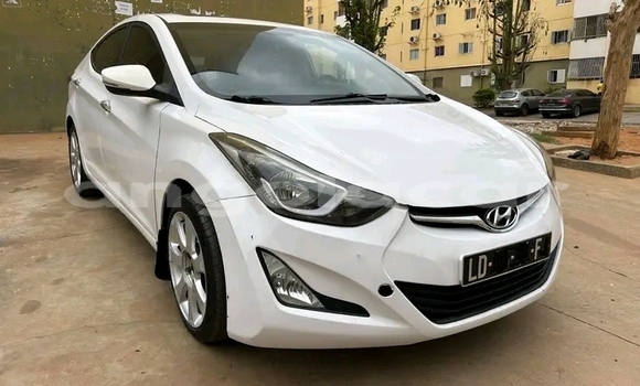 Acheter Occasion Voiture Hyundai Elantra Blanc à Camacupa, Bie Acheter Occasion Voiture Hyundai Elantra Blanc à Camacupa, Bie