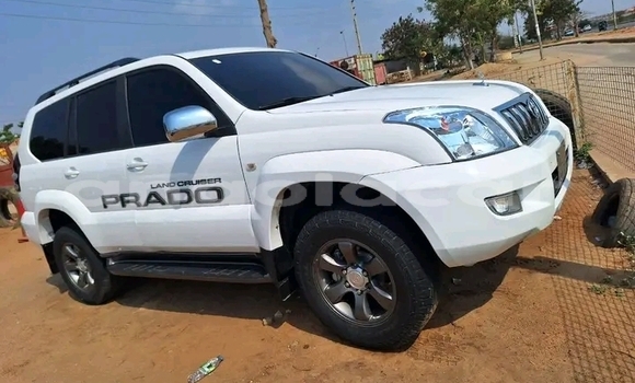 Buy Used Toyota Prado White Car in Camacupa in Bie Buy Used Toyota Prado White Car in Camacupa in Bie