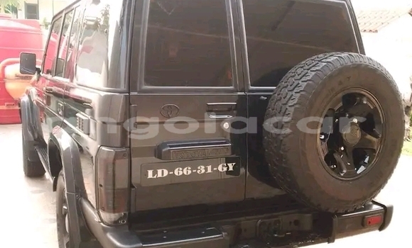 Buy Used Toyota Land Cruiser Black Car in Luanda in Luanda Province Buy Used Toyota Land Cruiser Black Car in Luanda in Luanda Province