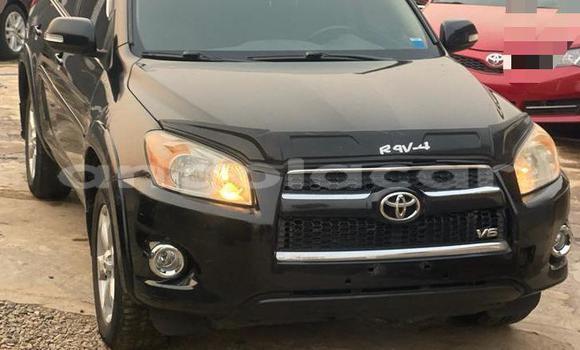 Acheter Occasion Voiture Toyota RAV4 Noir à Luanda, Province de Luanda Acheter Occasion Voiture Toyota RAV4 Noir à Luanda, Province de Luanda