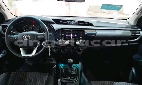 Comprar Usado Toyota Hilux Preto Carro em Luanda em Luanda Province Comprar Usado Toyota Hilux Preto Carro em Luanda em Luanda Province